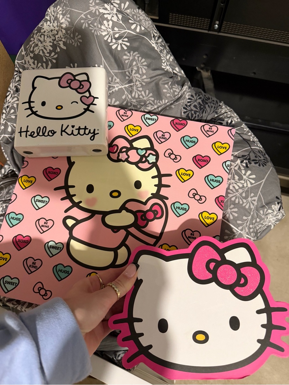 Hello Kitty Decor Set